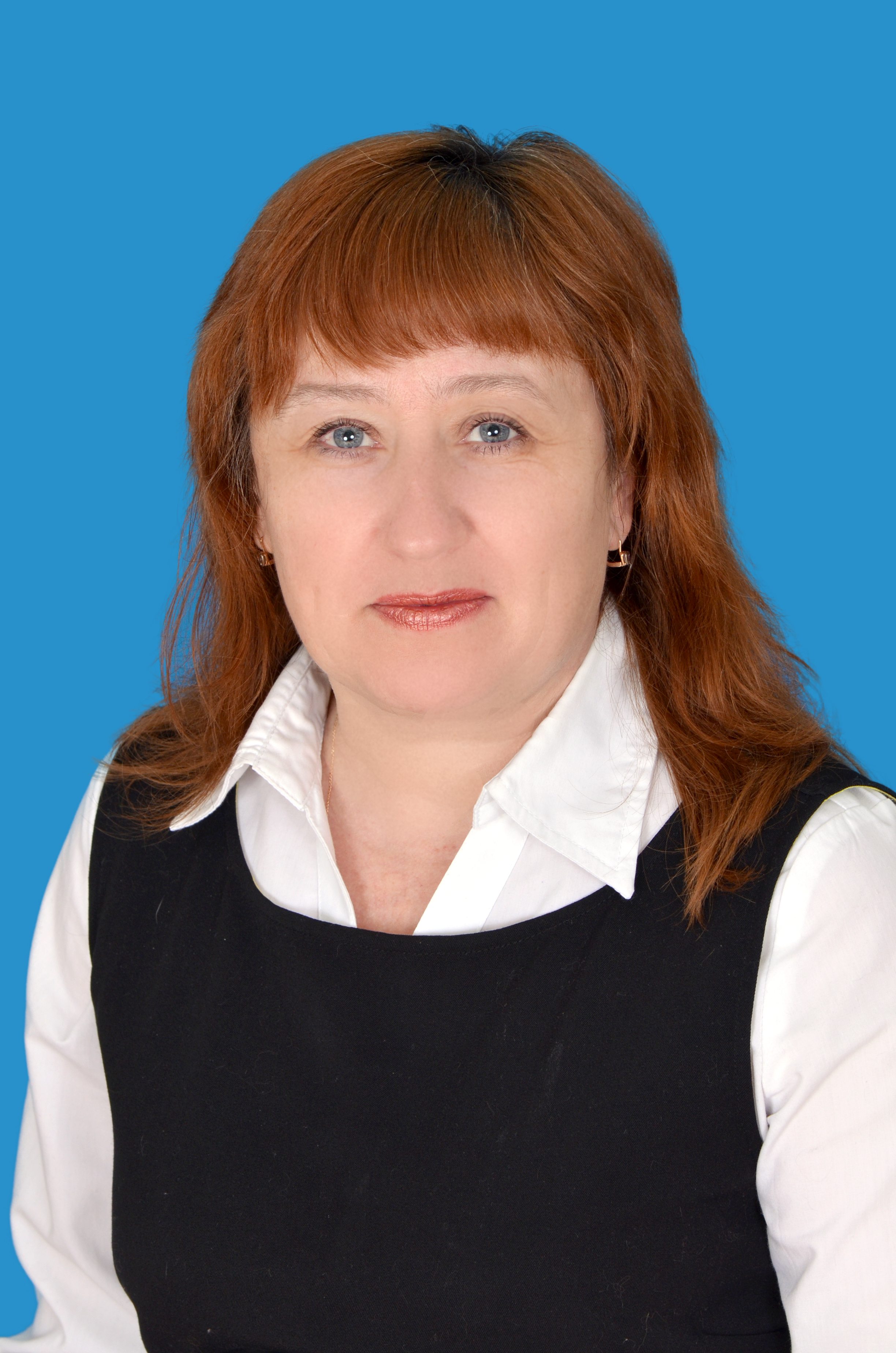 Михайлова Елена Ивановна.